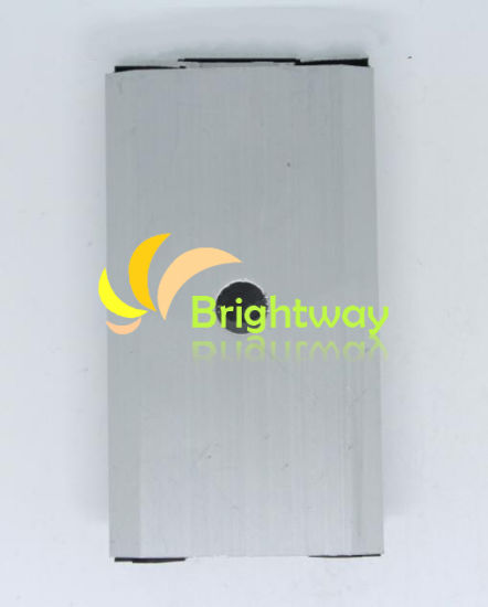 Aam019A Aluminum Middle Clamp for Solar Power System