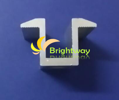 Aam005 Aluminum Middle Clamp for Solar Power System